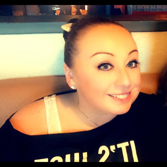 Meet your Posher, Uno - Picture 1 of 1